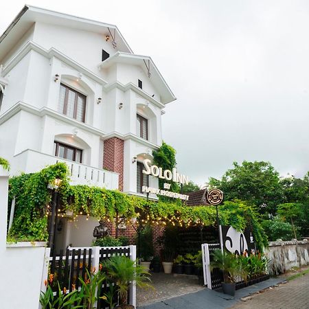 Kochi Solo Inn By Hawk Hospitality מראה חיצוני תמונה