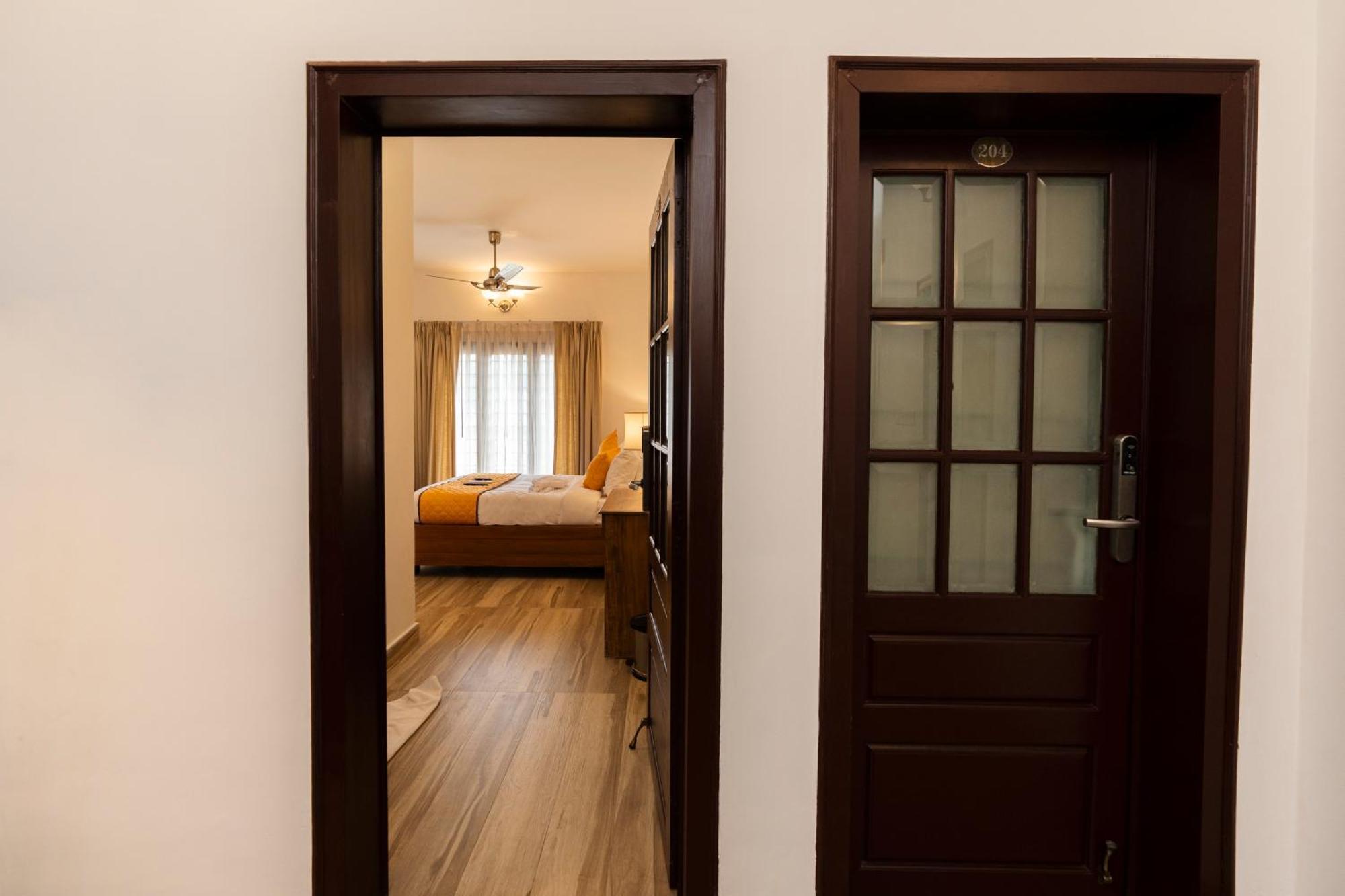 Kochi Solo Inn By Hawk Hospitality מראה חיצוני תמונה