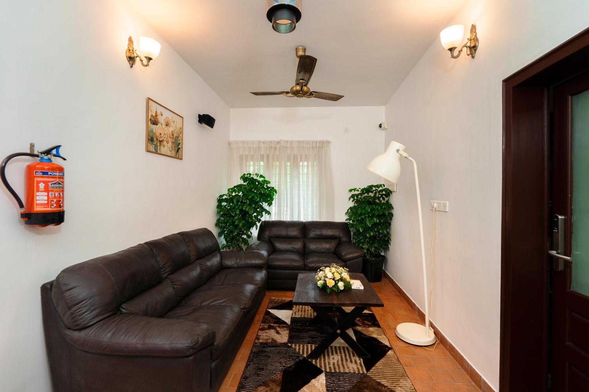 Kochi Solo Inn By Hawk Hospitality מראה חיצוני תמונה